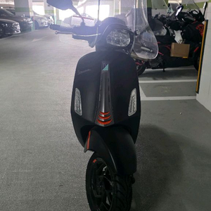 베스파 24년식 스프린트 ABS 이미지