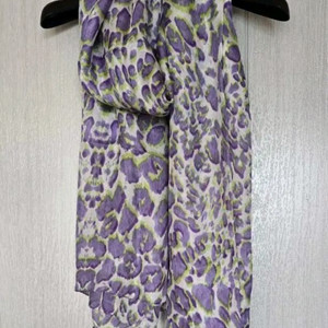 새거수준/오브제강진영 실크목도리