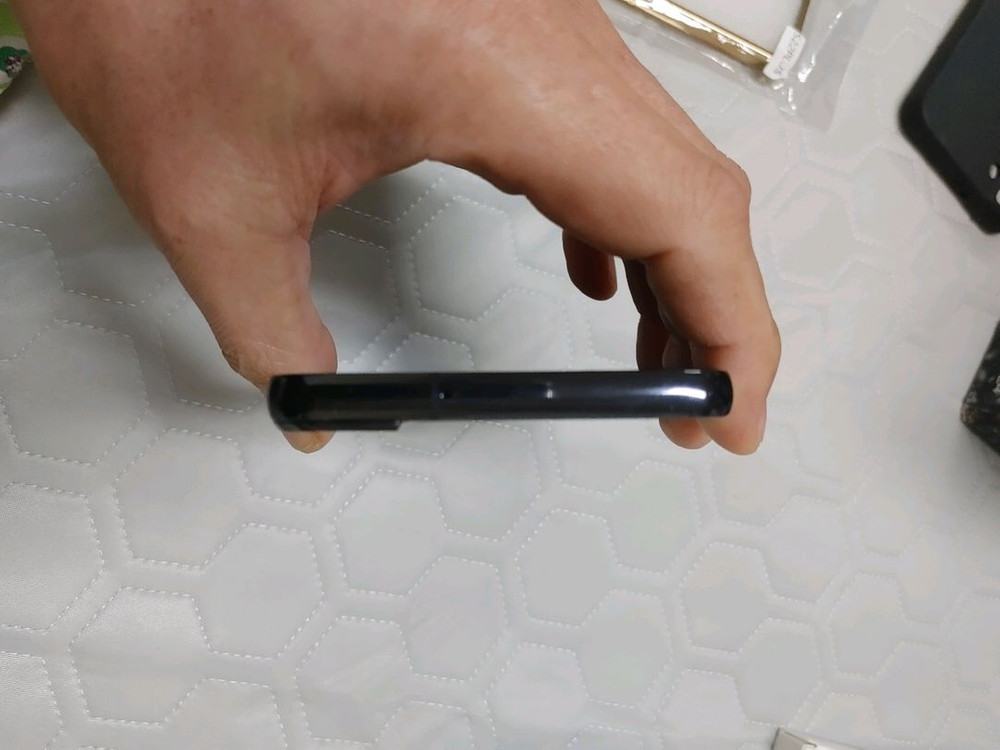 그냥 새폰 ㅡ 갤럭시 S22 플러스 256GB + 새케이스등--9