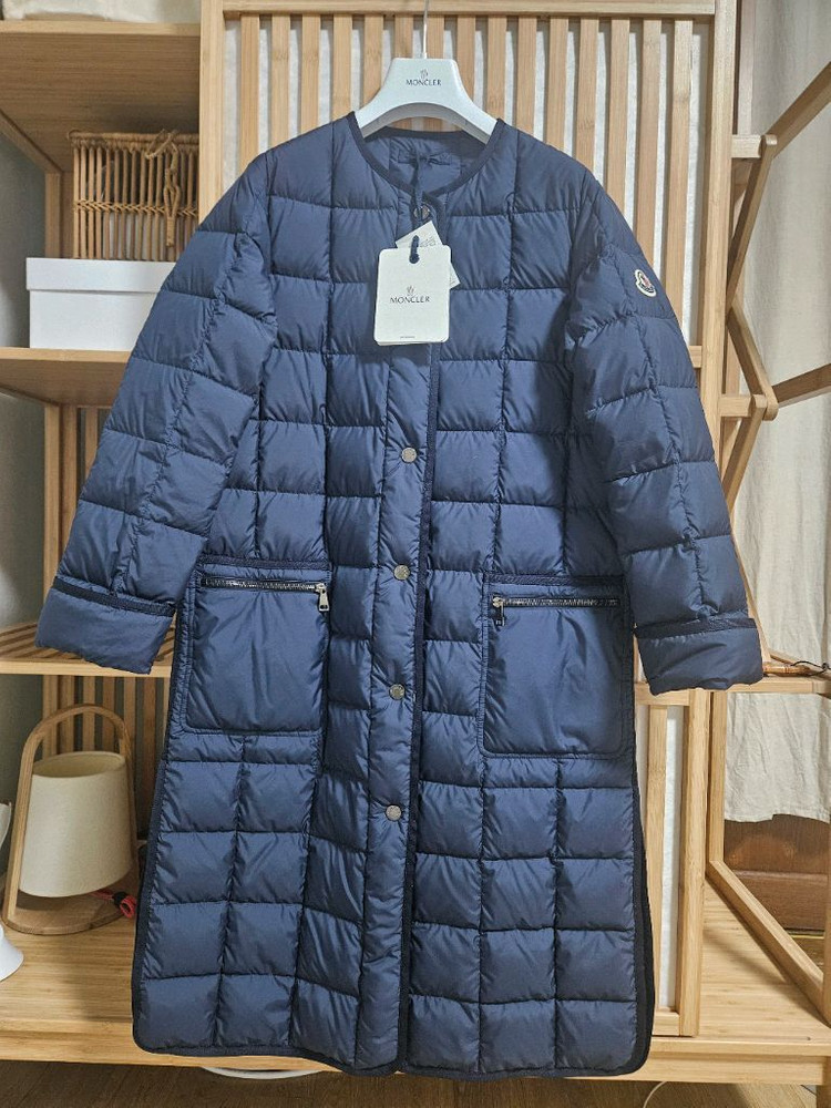 몽클레어 롱패딩 이미지