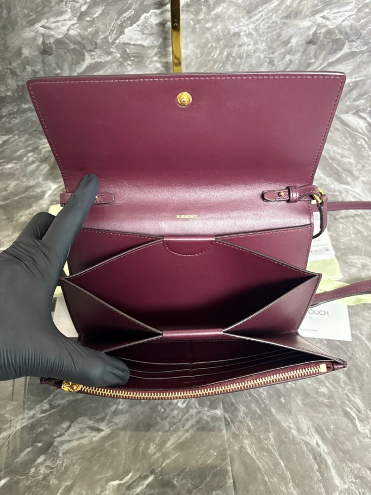 버버리 로에 woc 버건디 크로스백--2