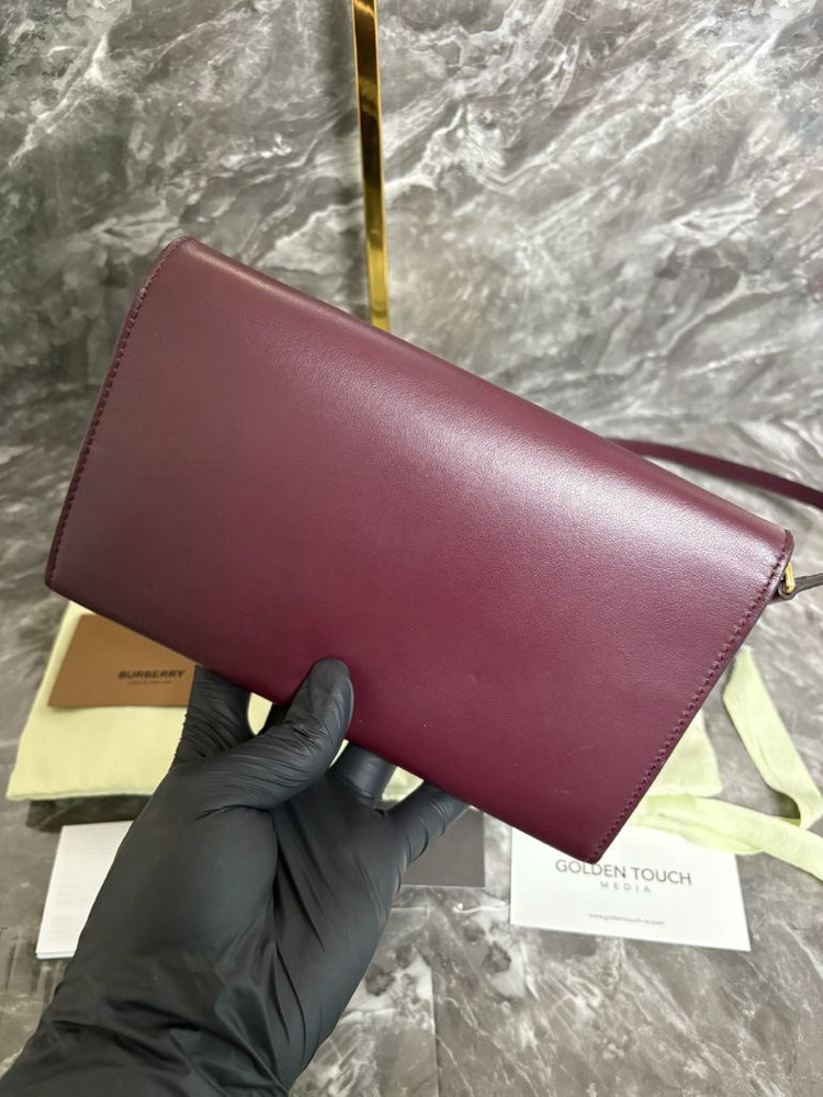 버버리 로에 woc 버건디 크로스백--3