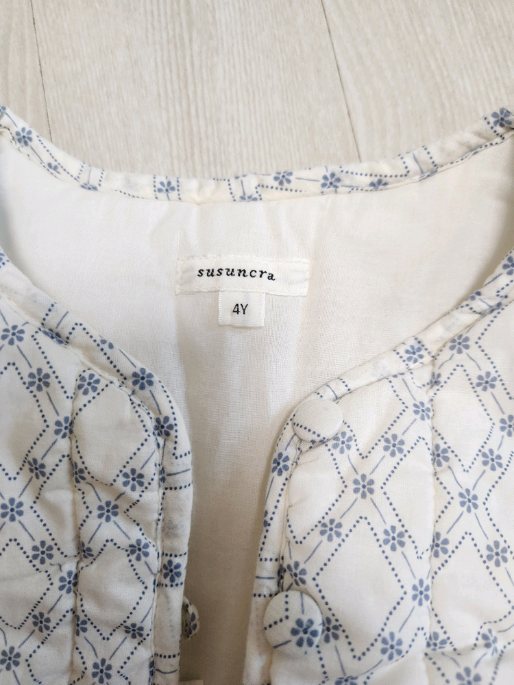 슈슈앤크라 패딩 조끼 4y--2