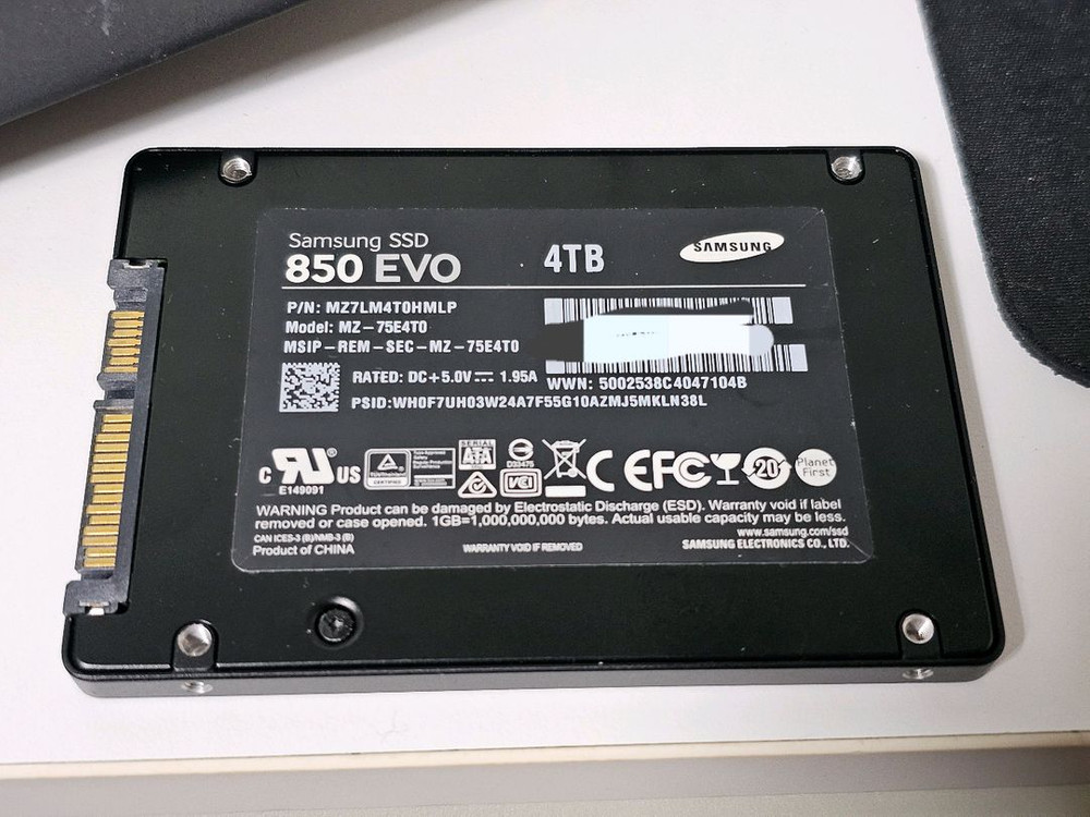 4TB SSD--1