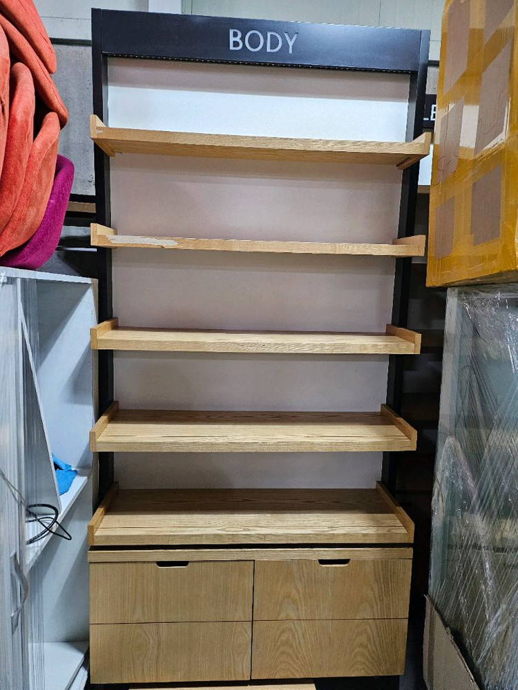 중고 .화장품진열장 이니스프리 진열대 수납가구--2