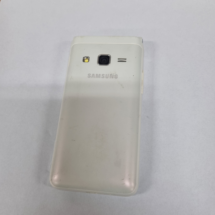 갤럭시폴더2 화이트 자급제 중고폰 공부폰 자녀폰 효도폰 어르신폰 공신폰 202734--1