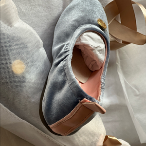 (새제품) 로랑로라 발레리나 슈즈 230 컴포트화