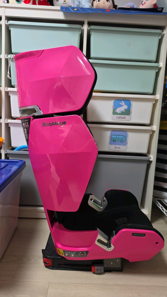 주니어 카시트 이미지