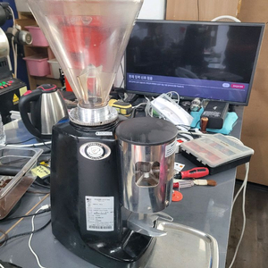 메조 커피 그라인더 이미지