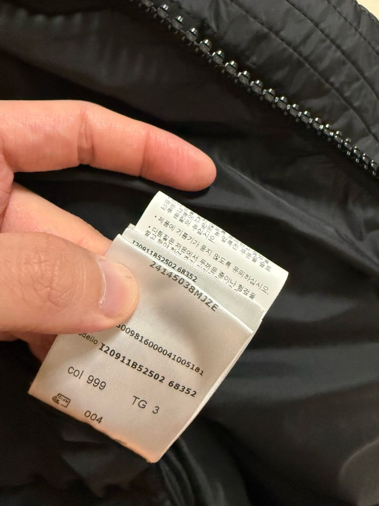 [3] 23 / 24 몽클레어 클루니 Cluny 패딩 블랙 매장판 새상품--7