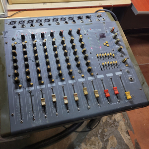 부품용 Tempest TM-802D 파워드 스테레오 믹서