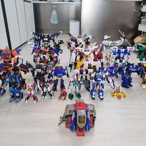 헬로카봇 시리즈 팔아요