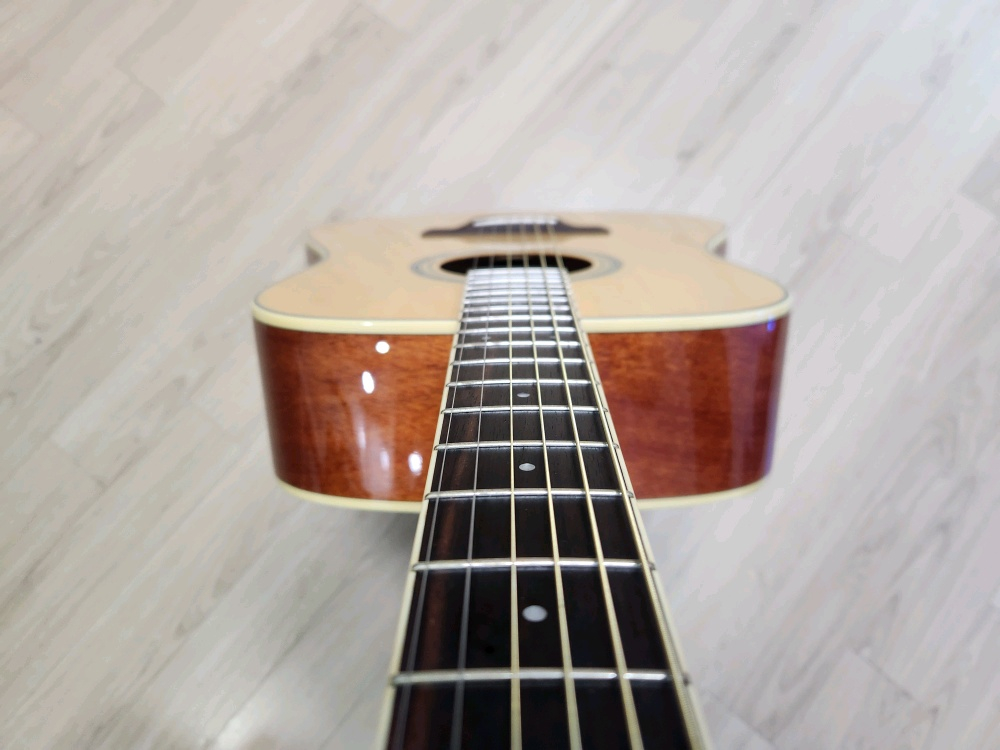 크래프터 통기타 판매 합니다.--4