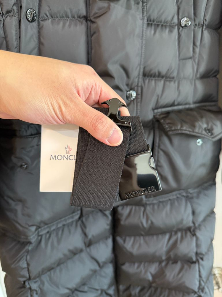 [0] 23 / 24 몽클레어 클로에 Khloe 롱패딩 블랙 (폭스퍼) 이미지