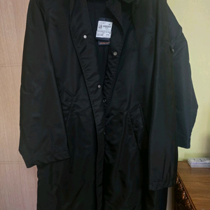 루이비통 나일론 후디드 레인코트 이미지