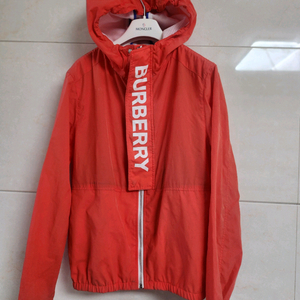 정품 버버리 키즈 바람막이 자켓 점퍼 12y