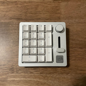 글로리어스 GMMK NUMPAD 숫자키패드 넘버패드 이미지