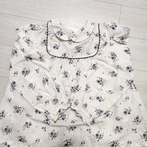 슈슈앤크라 블라우스 4y