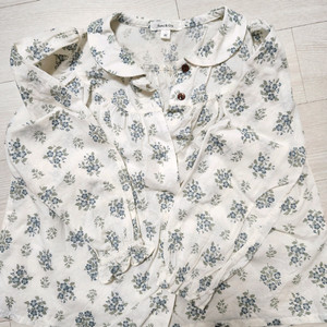 슈슈앤크라 블라우스 4y