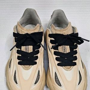 아디다스 GZ7280 오즈위고 셀록스 린넨 240사이즈 이미지