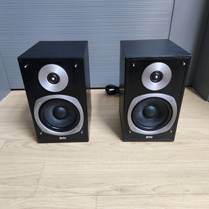 브리츠 2채널 스피커 판매 합니다.