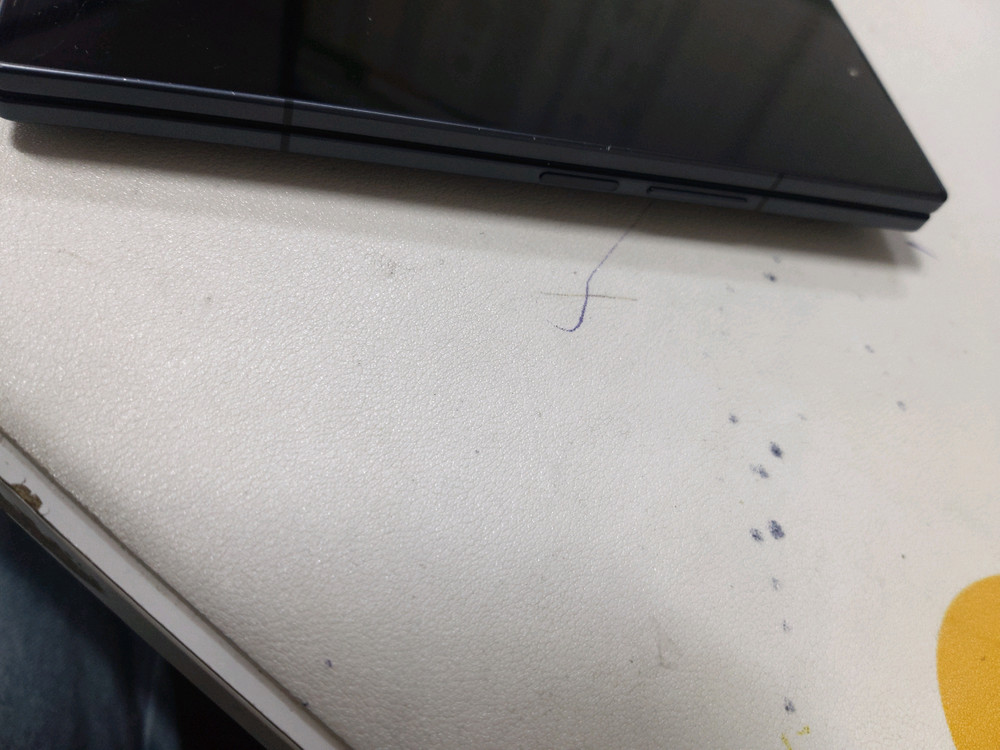 폴드7 512기가 As기간 많이 남아있습니다--4