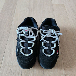 휠라 운동화 220