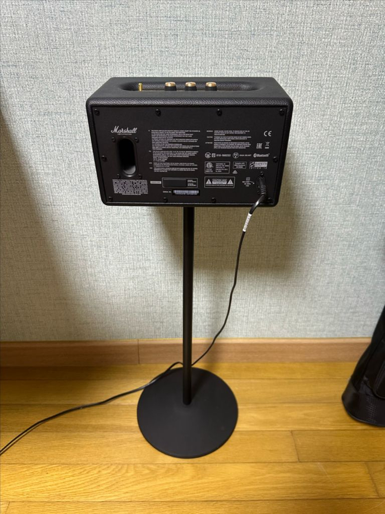 마샬 액톤 블루투스 스피커 블랙 스탠드 포함--2