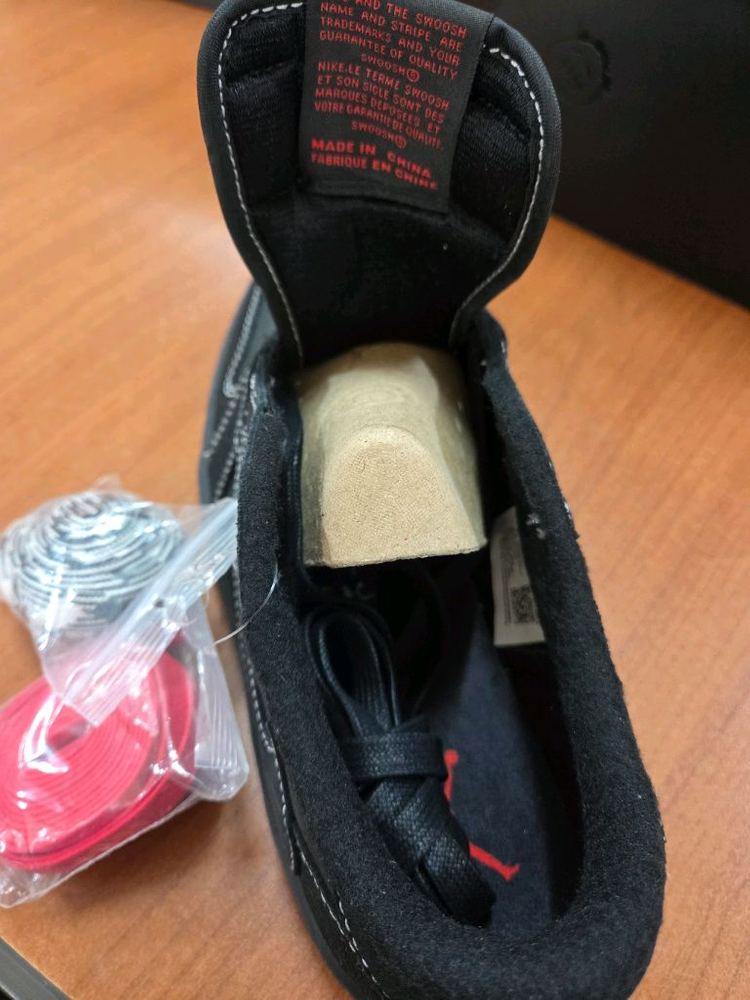 새제품 [240] 조던 1 x 트래비스 스캇 레트로 로우 OG SP 블랙 팬텀--2