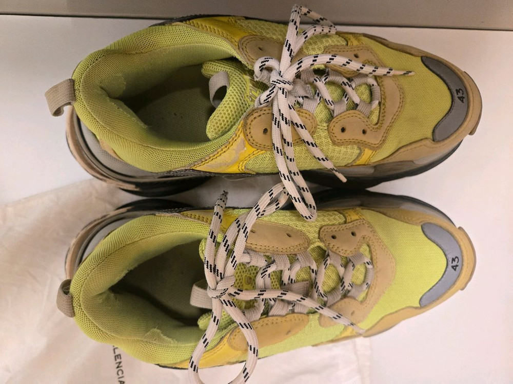 발렌시아가 정품 트리플 S 43 사이즈 285--5