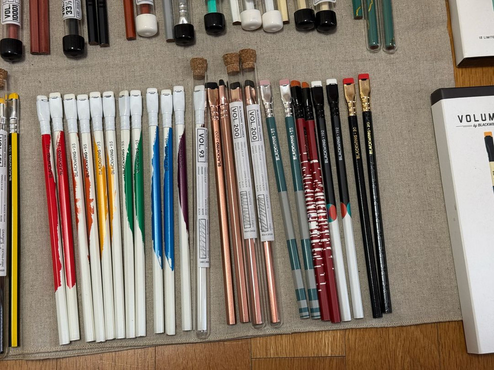 blackwing volume 블랙윙 볼륨 에디션 연필 725, 211, 1138, 24외 etc. 일괄(지함포함)--5