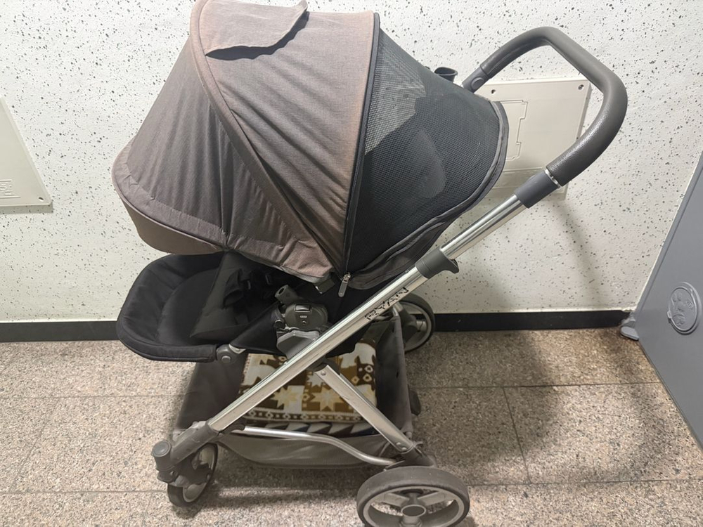 리안 절충형 유모차--1