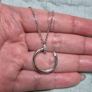 까르띠에 저스트 앵끌루 목걸이 팝니다