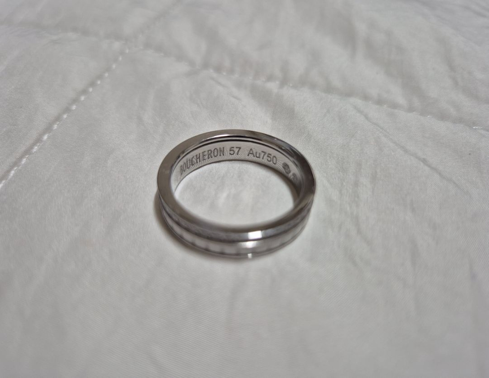 부쉐론 콰트로 더블 화이트 에디션 링 반지 팝니다--1