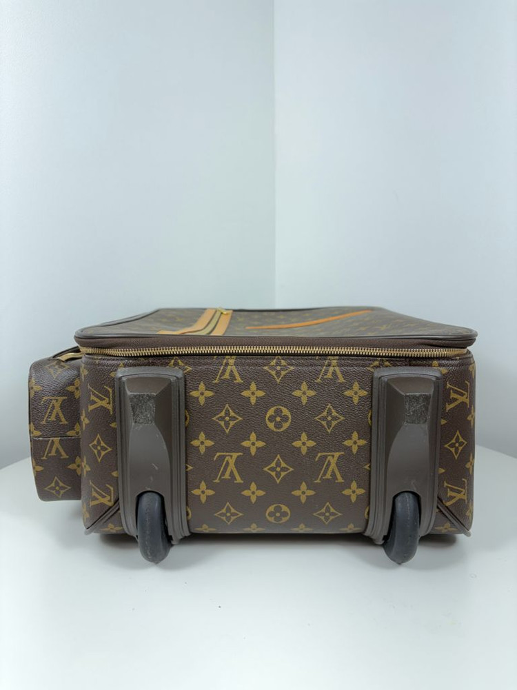 루이비통 M23259 페가세 보스포어 캐리어--6
