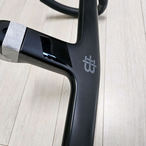 블랙잉크 일체형 핸들바 420-100 팝니다