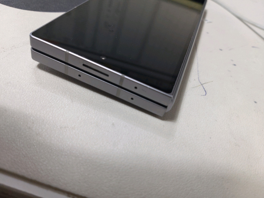 갤럭시폴드6 512G AS기간 남아있어요--2