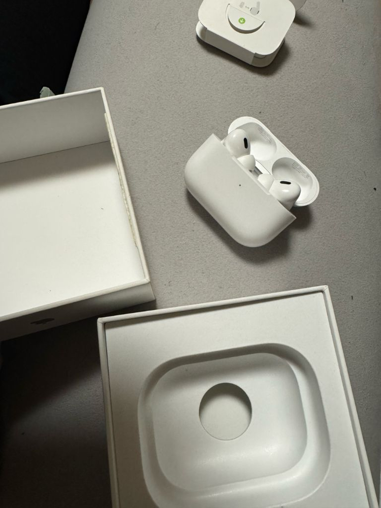 에어팟프로2 애케플 케이스(미개봉) 이미지