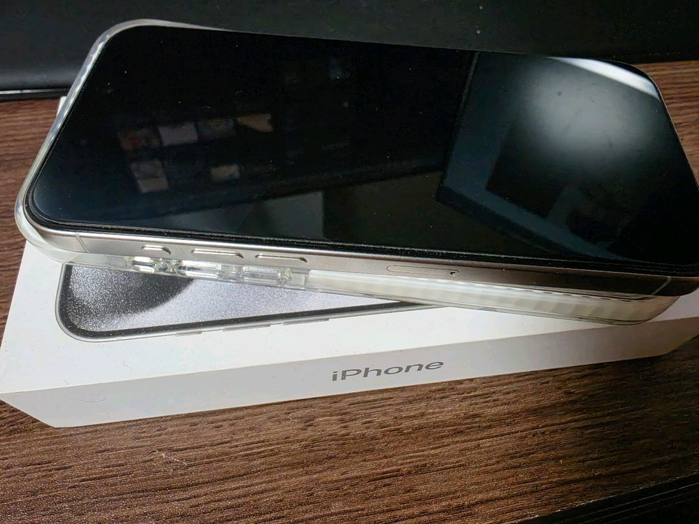 아이폰 15프로맥스 512기가 팝니다--9