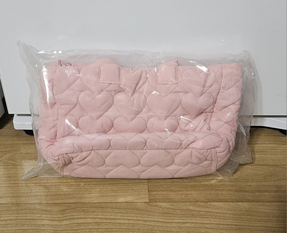 미개봉]스타벅스 밸런타인 디어러브 하트풀 토트백 패딩백 가방 이미지