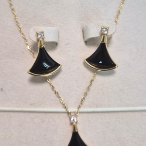 디바스목걸이 자개목걸이 부채꼴모양 부채모양 목걸이 귀걸이 세트 자개 귀걸이블랙(새상품)