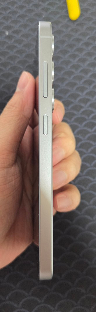 S급 갤럭시 s25 256gb 실버쉐도우 판매합니다--3