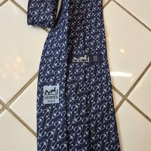 정품 명품 에르메스 넥타이 네이비 패턴 새것수준 대검폭8