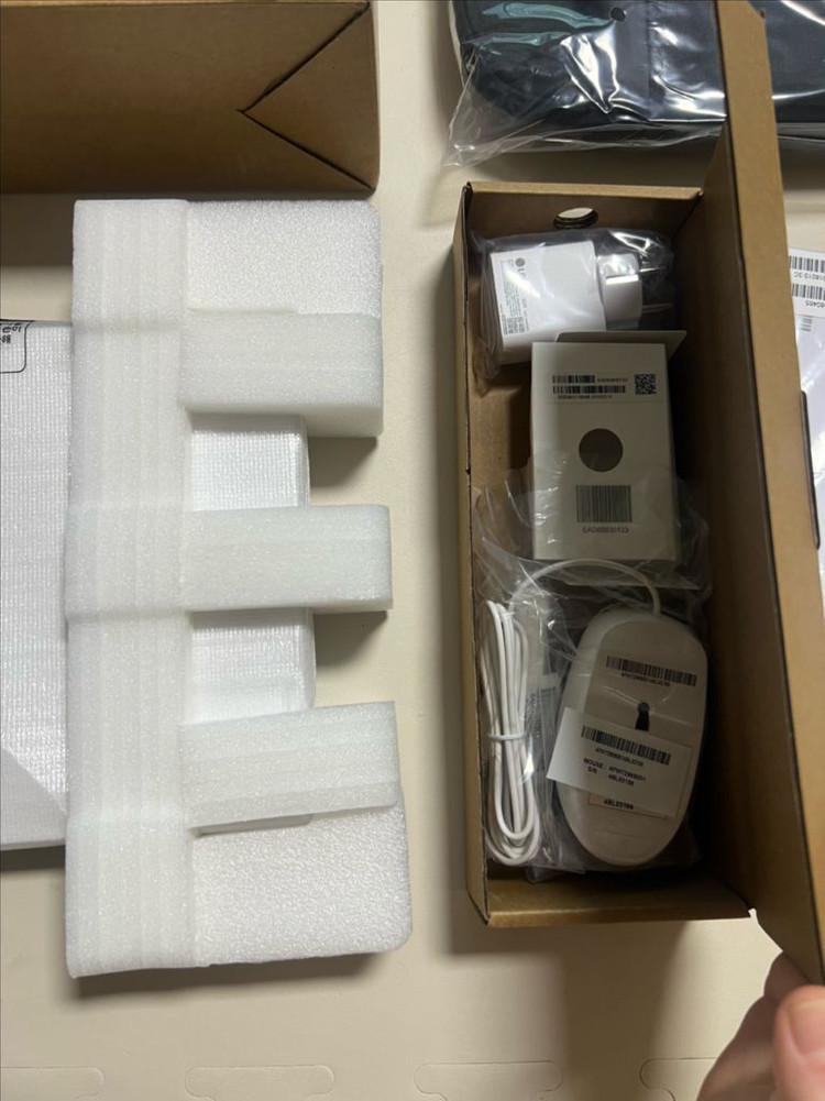 [미개봉]새제품 LG gram 화이트 15Z90S-GP56ML 이미지