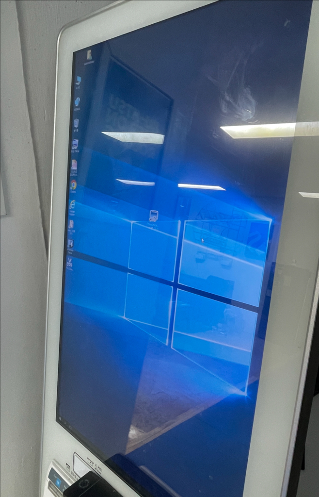 탁상형 키오스크 팝니다--1