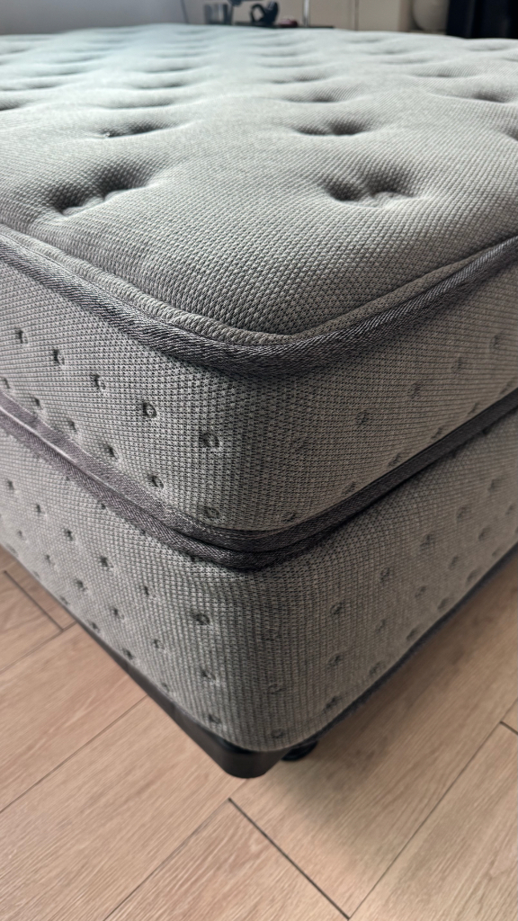 브랜드리스 모피어스 T750 퀸(Q) 매트리스 + 베이스--1