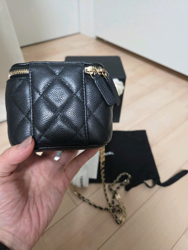 샤넬 베니티 정품 이미지