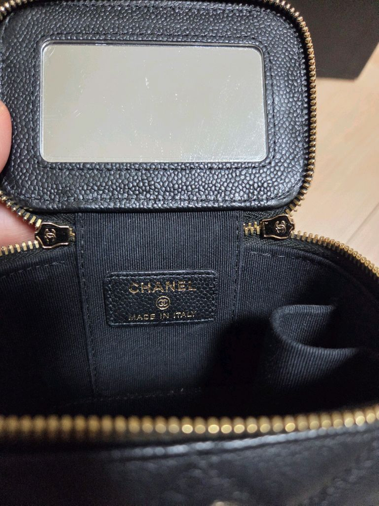 샤넬 베니티 정품 이미지