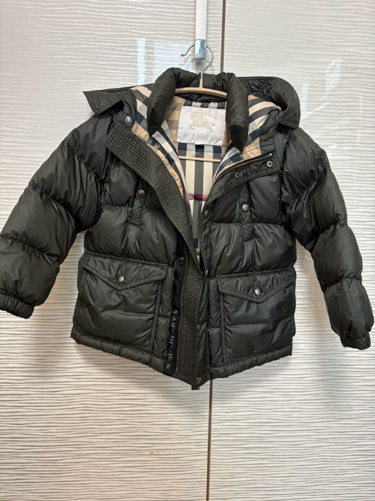 버버리 패딩 4Y 이미지
