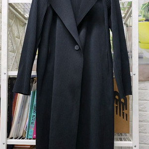 이세이미야케 플리츠 여성 롱자켓 (프리사이즈) 롱가디건 코트 WM24